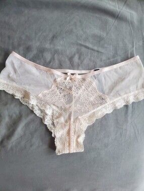 Victoria's Secret Very Sexy Cheeky Panty